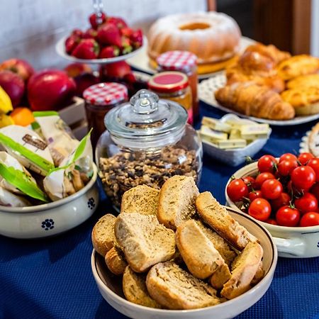 Bacco E Barocco Bed & Breakfast Lecce Bagian luar foto