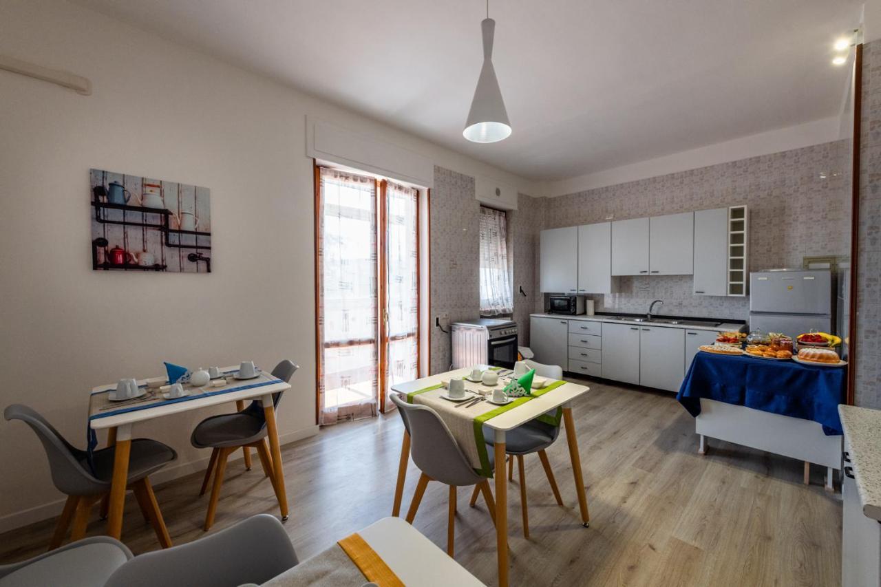 Bacco E Barocco Bed & Breakfast Lecce Bagian luar foto