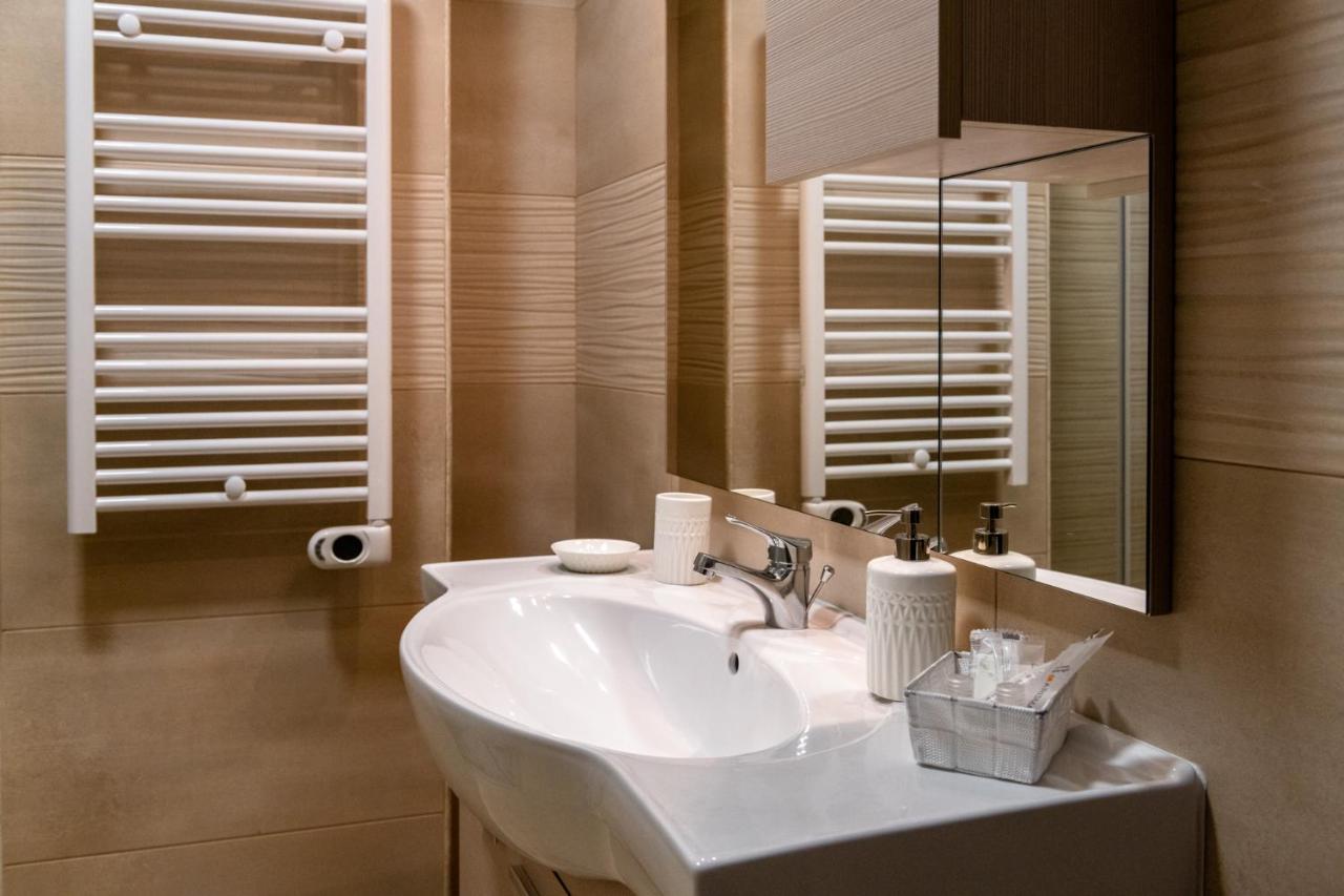 Bacco E Barocco Bed & Breakfast Lecce Bagian luar foto