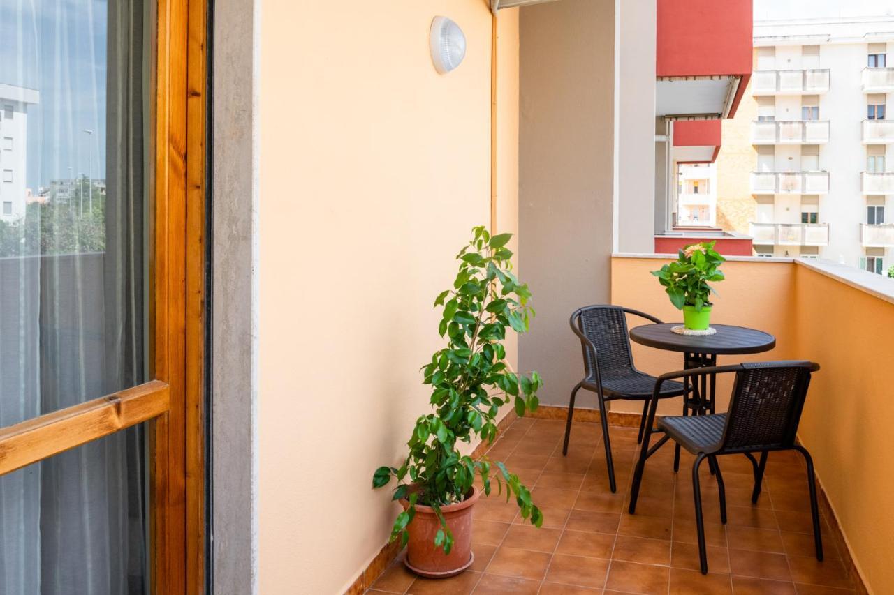 Bacco E Barocco Bed & Breakfast Lecce Bagian luar foto